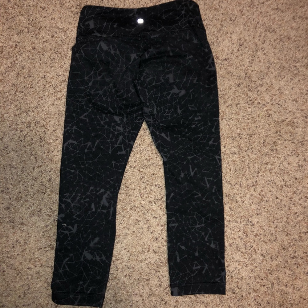 cropped lululemon leggings